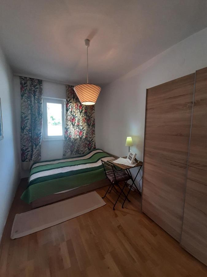 Apartment Trstenica *